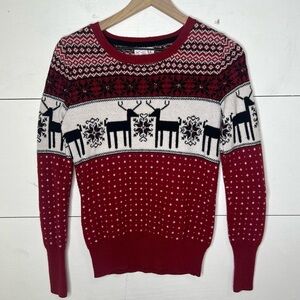 Shrinking Violet • Christmas Reindeer Holiday Festive Sweater Size Medium